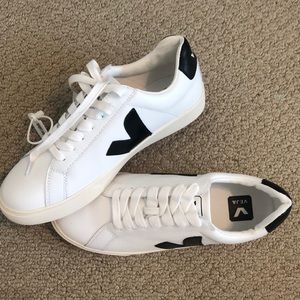 Veja Esplar low leather sneakers white/black